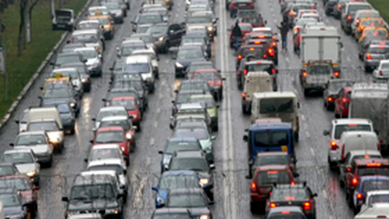 Videanu: Bucureştiul are în 2007 aceeaşi infrastructură ca înainte de '89