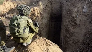 Israelul susţine că a descoperit toate tunelurile folosite de militanţii Hezbollah pentru a trece din Liban