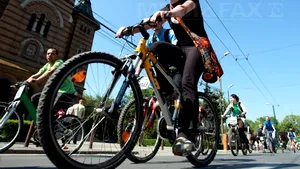 Primăria Timişoara a interzis accesul bicicliştilor pe străzile pietonale din centrul istoric