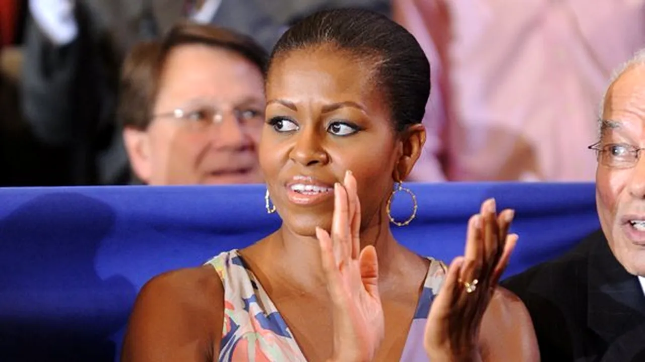 Accident rutier în coloana care o însoţea pe Michele Obama, soldat cu doi agenţi răniţi