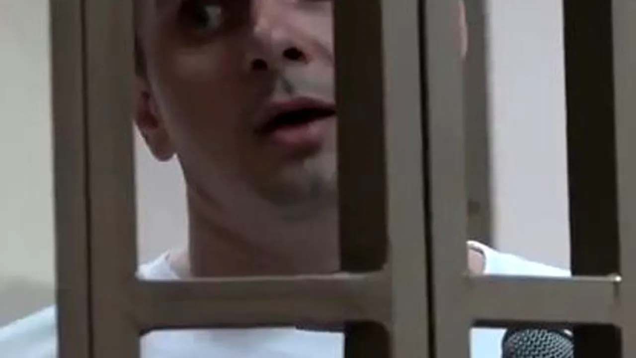 Starea cineastului ucrainean Oleg Sentsov, DRAMATICĂ după 50 de zile de greva foamei în închisoarea siberiană