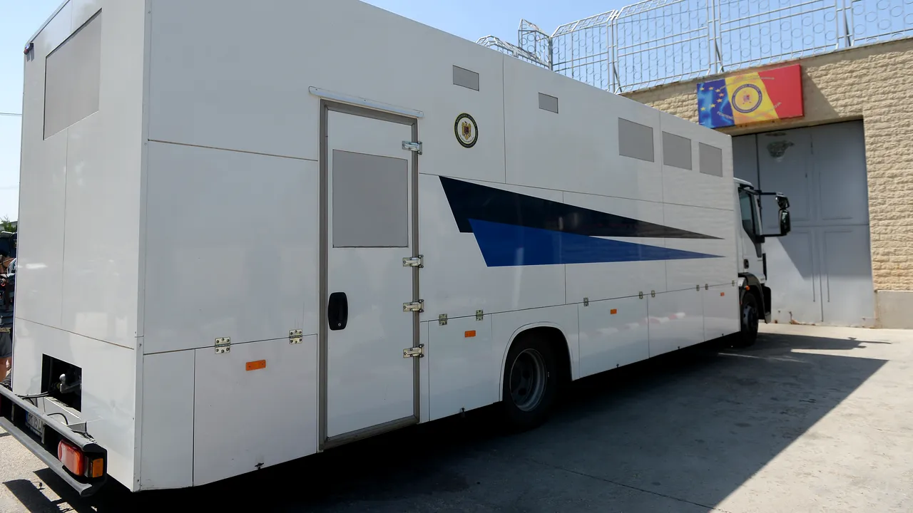 Fostul director al Penitenciarului Baia Mare, trimis în judecată