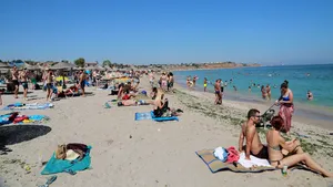 Litoral 2021. Vaccinul anti COVID-19 poate face diferenţa între turişti?