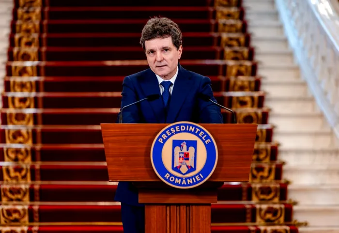 LIVE UPDATE „Partidele să vină la mine cu o majoritate pro-occidentală. Nicușor Dan spune că unii lideri de partide „și-au schimbat opinia”. Admite că a greșit. Liderii PSD, PNL, USR și UDMR – blocaj în negocieri. Mâine, discuții la Palatul Cotroceni