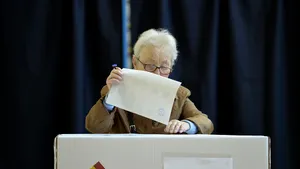 Alegeri mai liniştite decât în 2014. MAI spune că au fost cu 30% mai puţine sesizări privind incidente la vot decât în urmă cu cinci ani