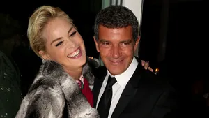 Antonio Banderas are o relaţie cu Sharon Stone. REACŢIA fostei soţii a actorului