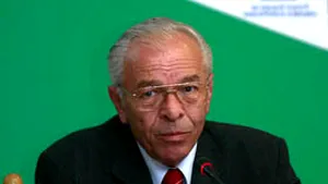 Văcăroiu, surprins de nominalizarea lui Ungureanu la SIE