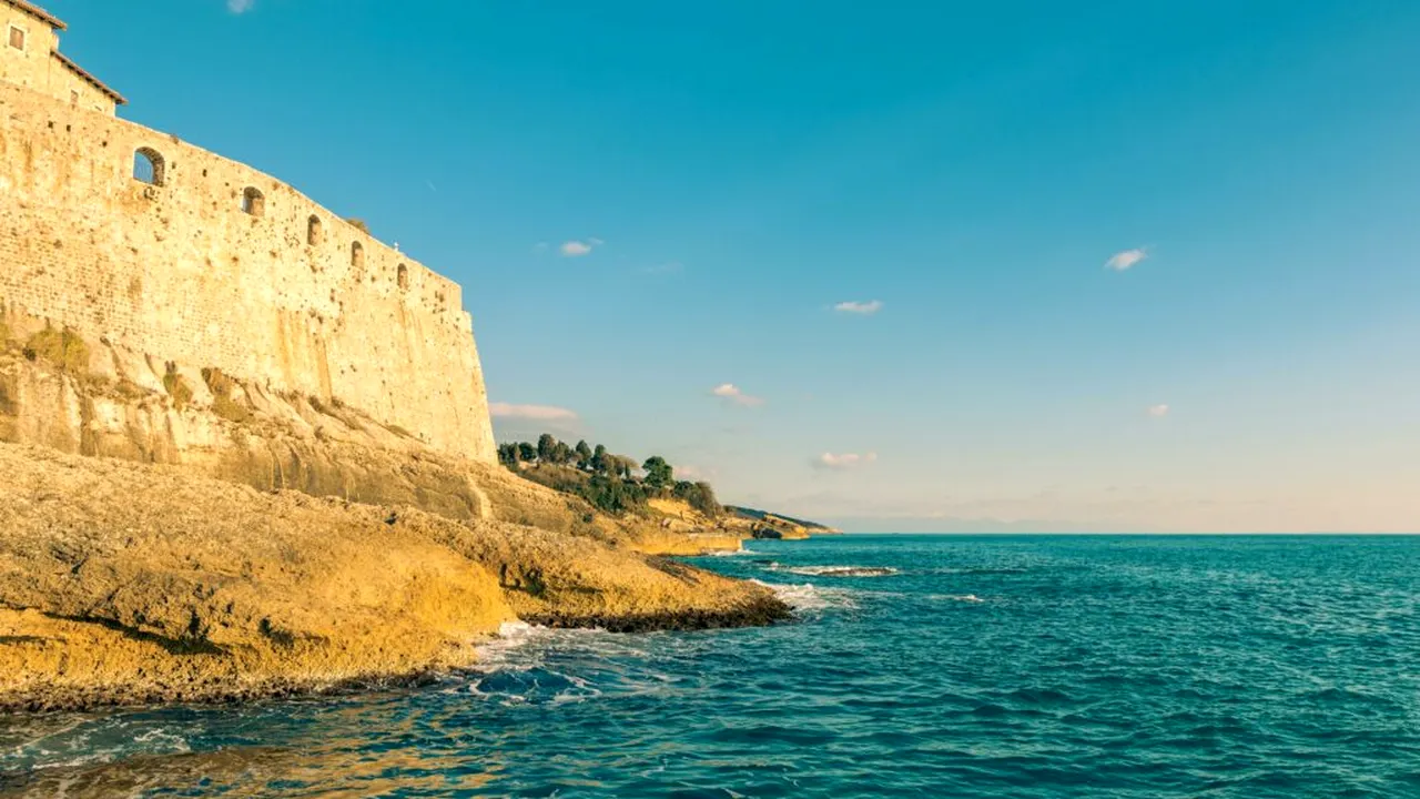 Orașul de coastă mai ieftin decât Croația, într-o țară europeană mai puțin cunoscută