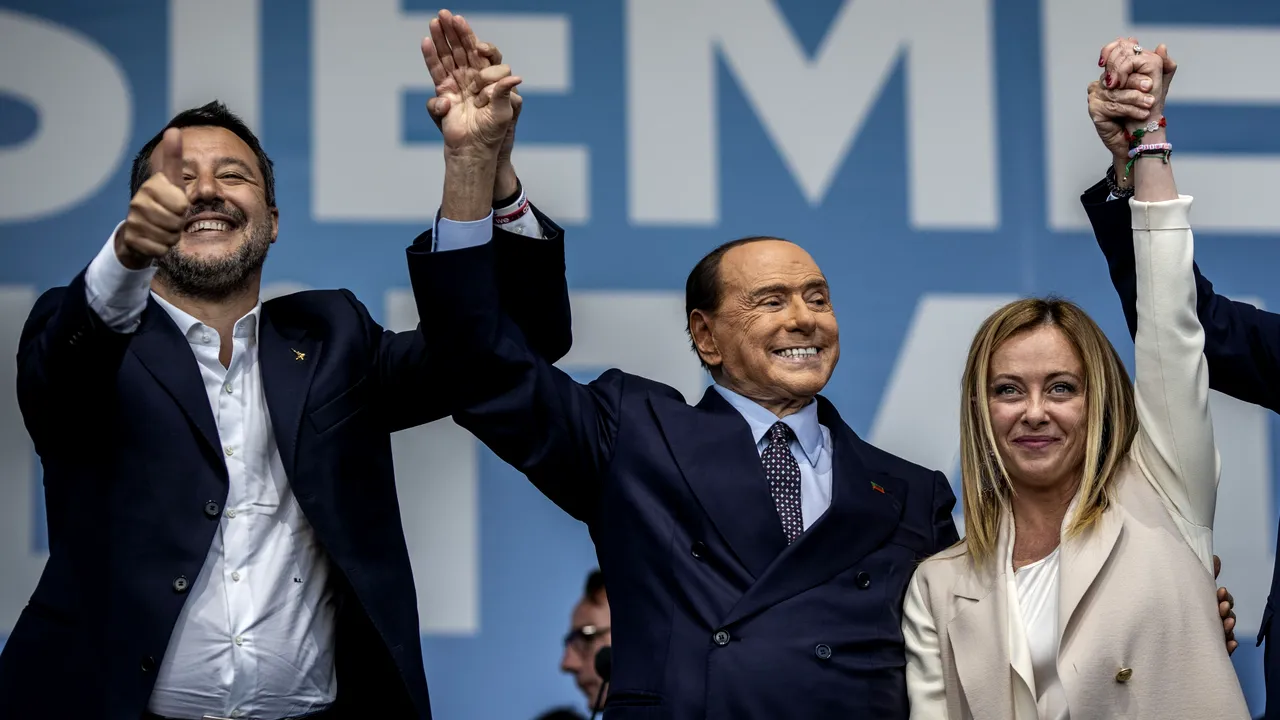 Giorgia Meloni salută „noaptea mândriei”. Cotidianul italian La Stampa: „Italia virează spre dreapta”