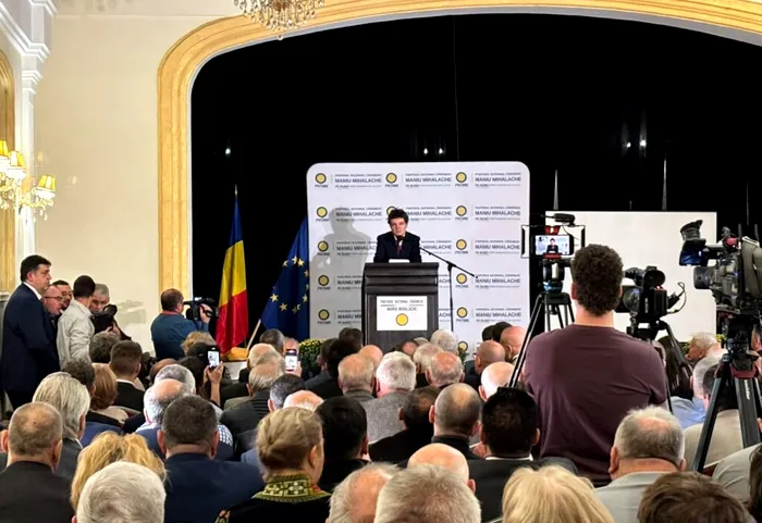 POLITIC Nicușor Dan, la centenarul PNȚ: Este important să reafirmăm democrația. Vedem că azi este pusă în discuție