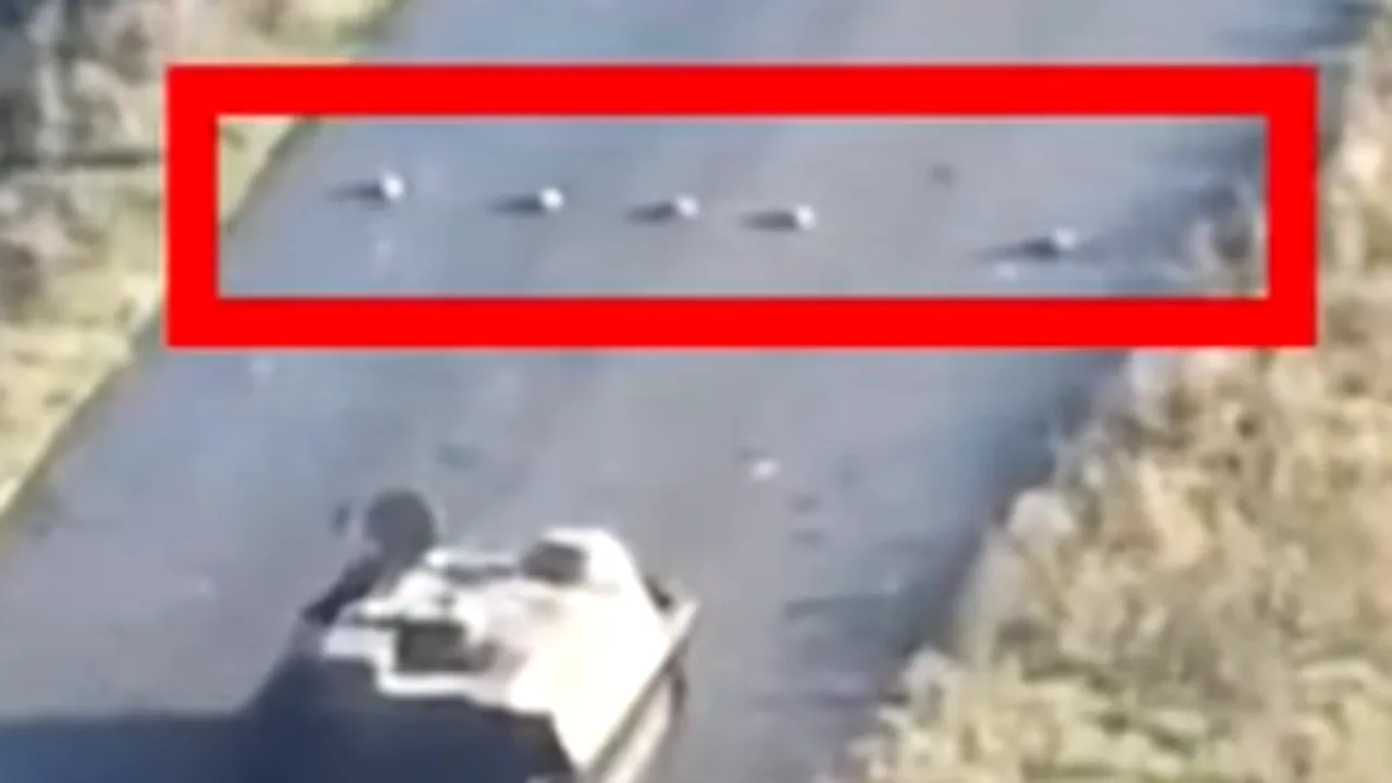 Fenomene ciudate în armata rusă: preferă să sară cu tancurile în aer decât să mai lupte