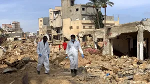 Încă două avioane cu ajutoare au decolat luni spre Libia