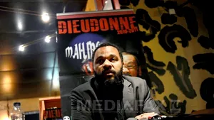 Umoristul Dieudonné, care s-a declarat 
