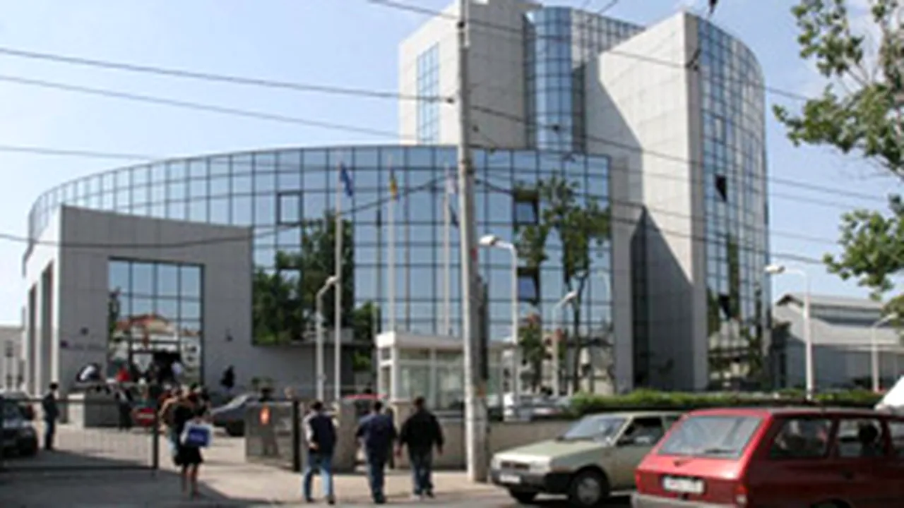 Gândul: Directorul francez al Distrigaz Sud îşi pândeşte salariaţii pe stradă