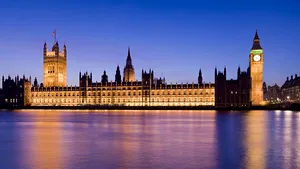 Britanicii solicită ca ziua de luni după trecerea la ora de vară să fie sărbătoare naţională