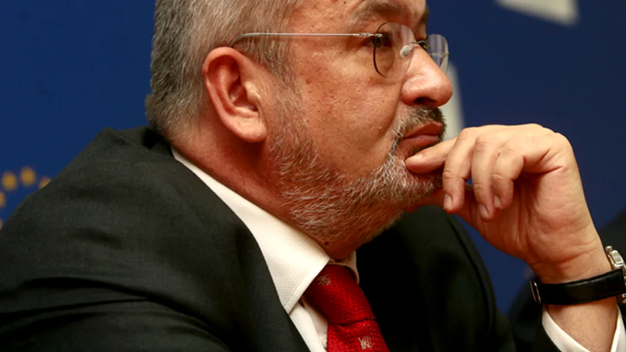 Vlădescu: Nu se discută de disponibilizări, ci de restructurarea sectorului bugetar