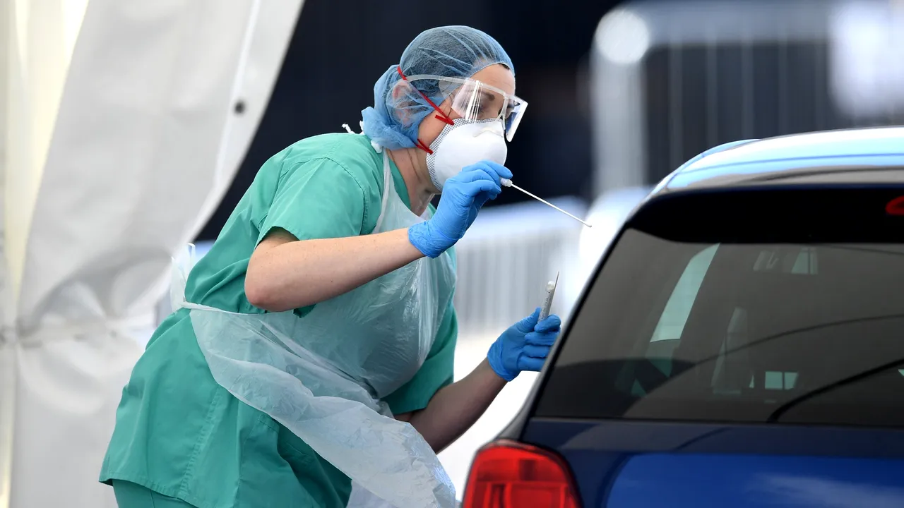 Italia introduce obligaţia de a face testul COVID pentru toţi cei care sosesc de la Paris şi din alte 7 regiuni ale Franţei