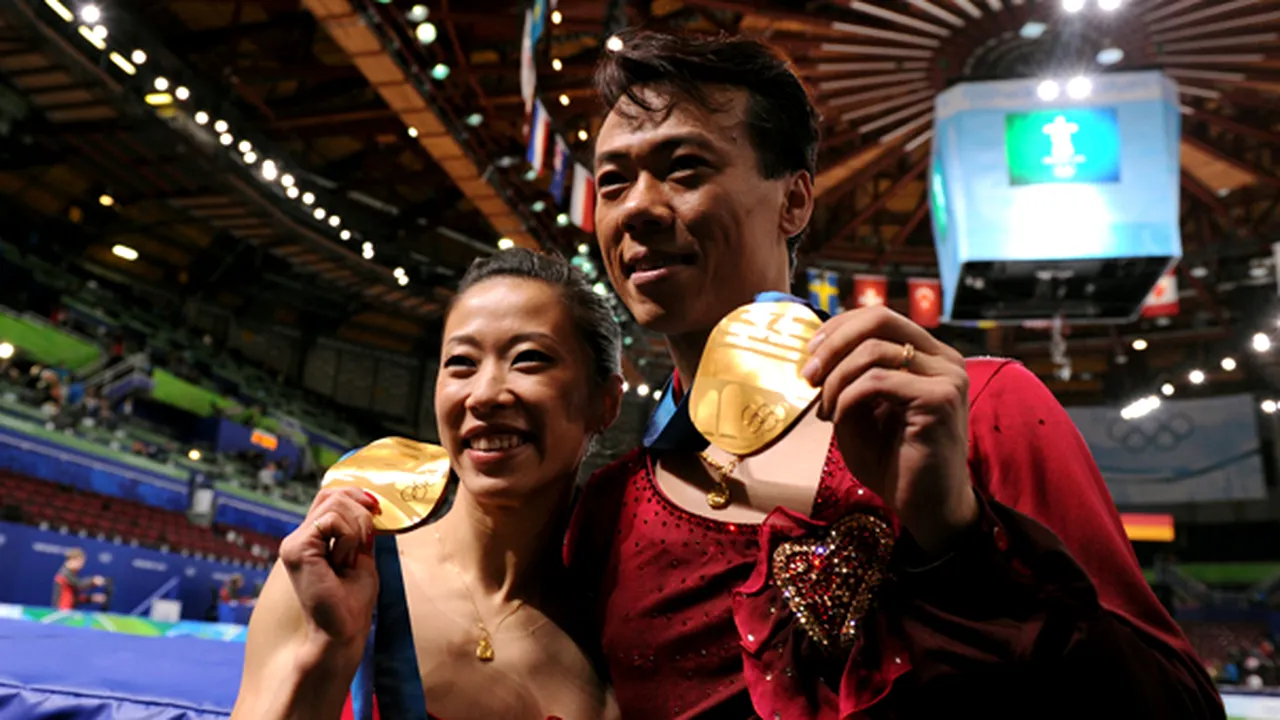 Shen Xue şi Hongbo Zhao, campioni olimpici la patinaj artistic, proba de perechi