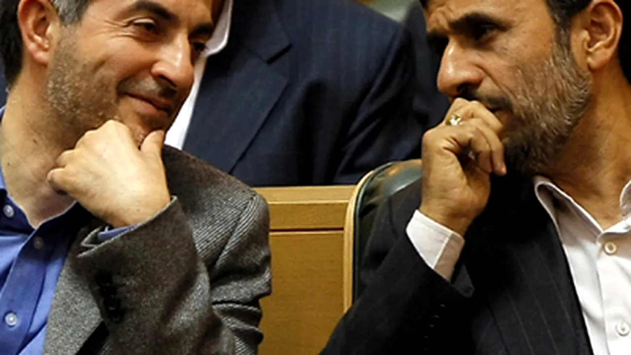 Doi miniştri iranieni, părăsesc Guvernul după ce l-au criticat pe Ahmadinejad