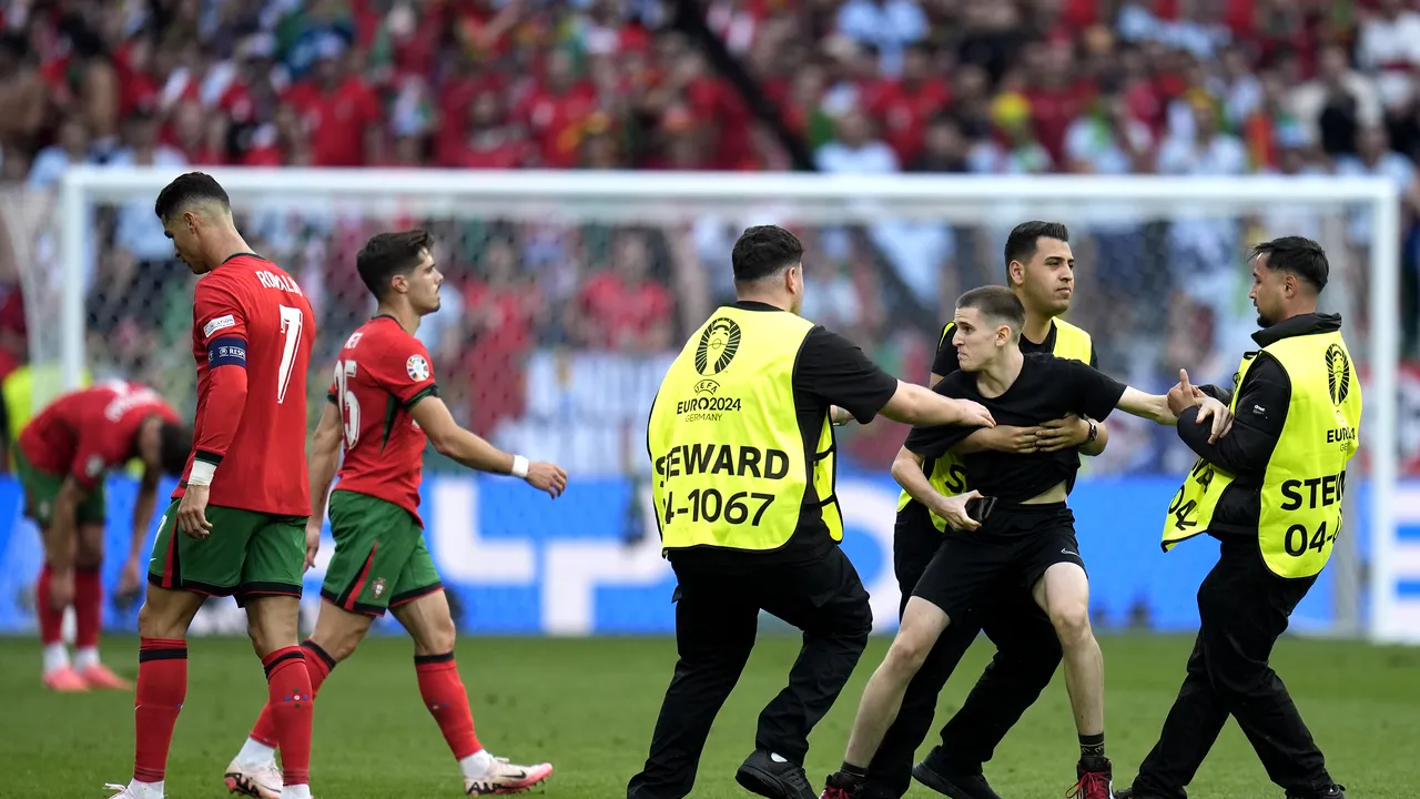 UEFA ia măsuri împotriva vânătorilor de selfie, după incidentele cu Ronaldo