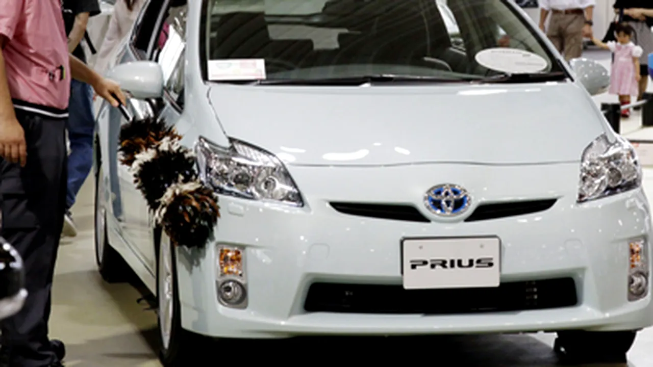 Popularitatea automobilului hibrid anunţă o criză mondială a metalelor rare