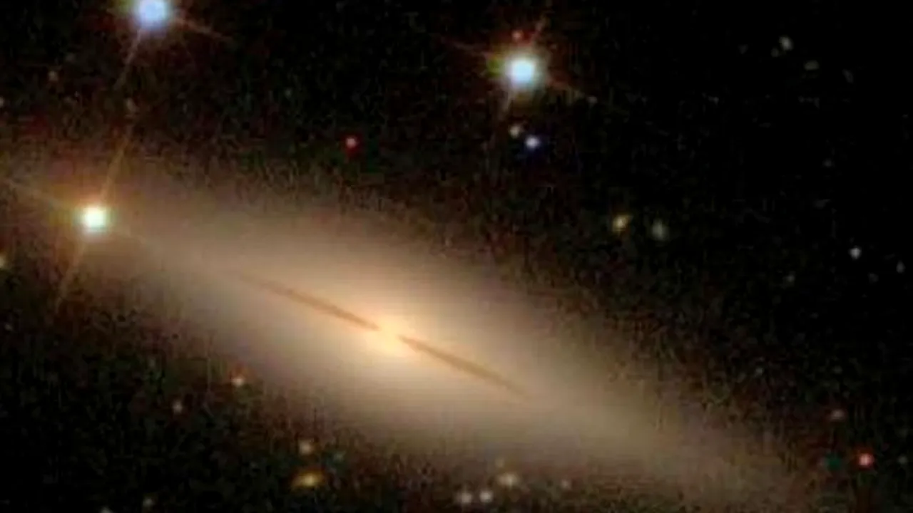 Astronomii au descoperit o supernovă bogată în calciu