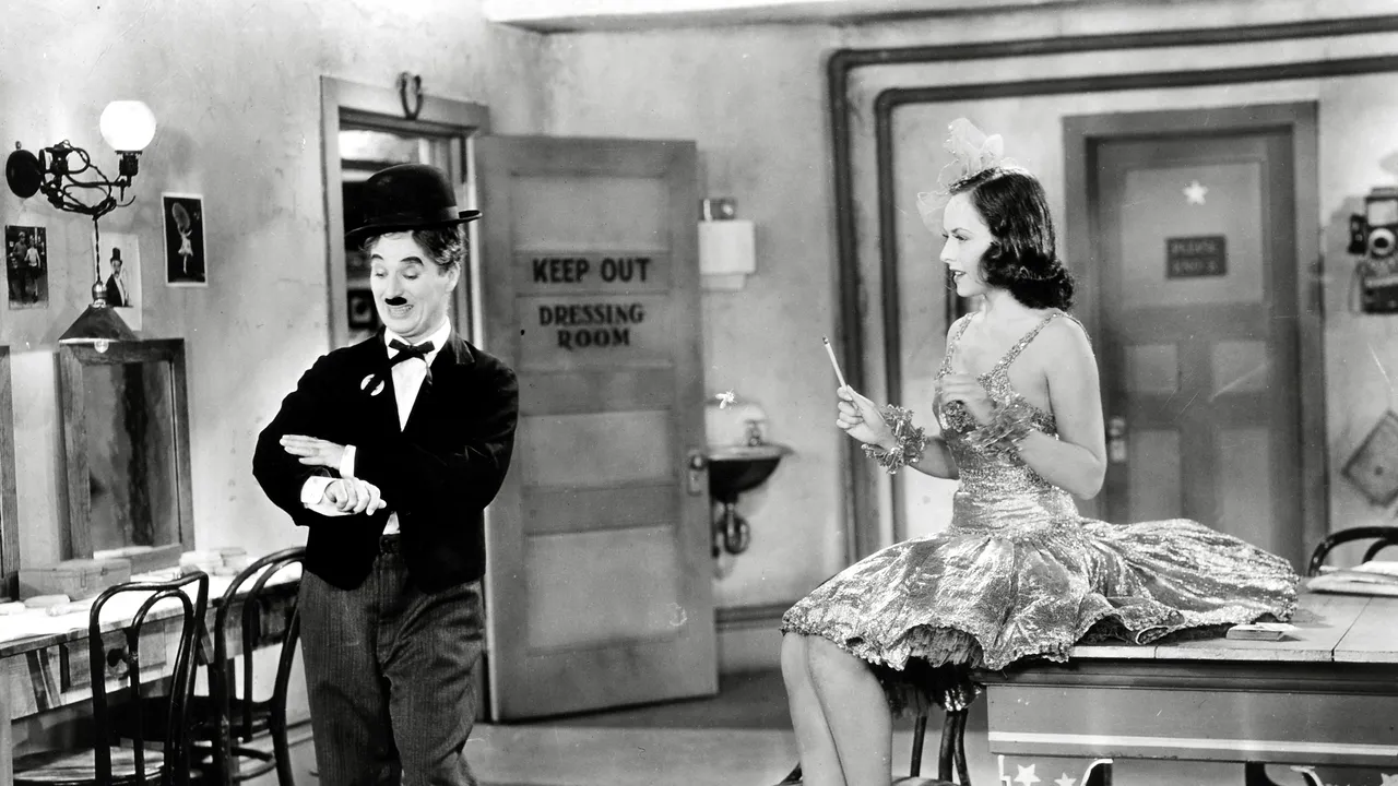 INEDIT: Album care îl celebrează pe Charlie Chaplin, în calitate de compozitor, la 130 de ani de la naşterea artistului