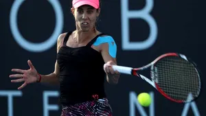 Revelaţia tenisului feminin, Mihaela Buzărnescu, a oferit o demonstraţie de tenis intens la Budapesta. Românca îşi continuă parcursul incredibil 