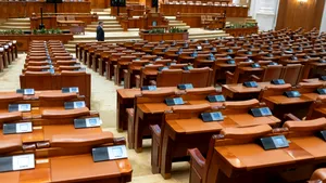 Șase dosare penale deschise după protestele violente de la Guvern