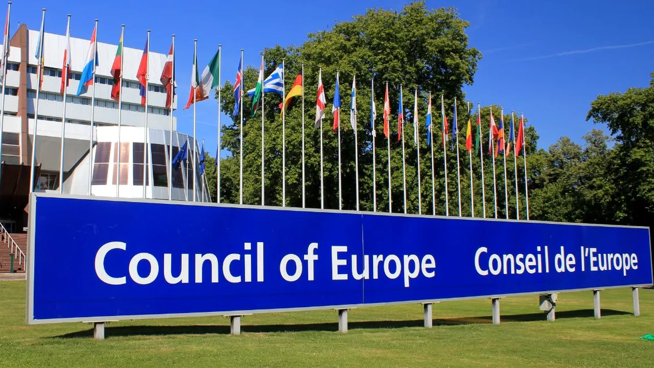 Kosovo face un 