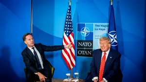 Rutte îl compară pe Trump cu un „tată