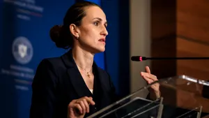 Oana Țoiu, înaintea moțiunii de cenzură: Votul meu este împotriva. Suntem într-o criză politică inutilă