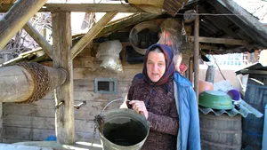 Se taxează apa din fântâni? Ce spune, de fapt, legea și cum au apărut teoriile despre contoare, sigilări și închisoare