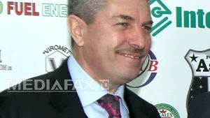 Vasile Avram şi-a anunţat cadidatura la funcţia de preşedinte al FRF