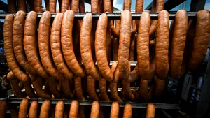 Un fabricant de cârnaţi crede că a găsit răspunsul la problema ratonilor din Germania 