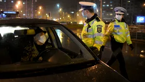 Doi poliţişti din Cluj, acuzaţi că luau mită. Cum au fost prinşi