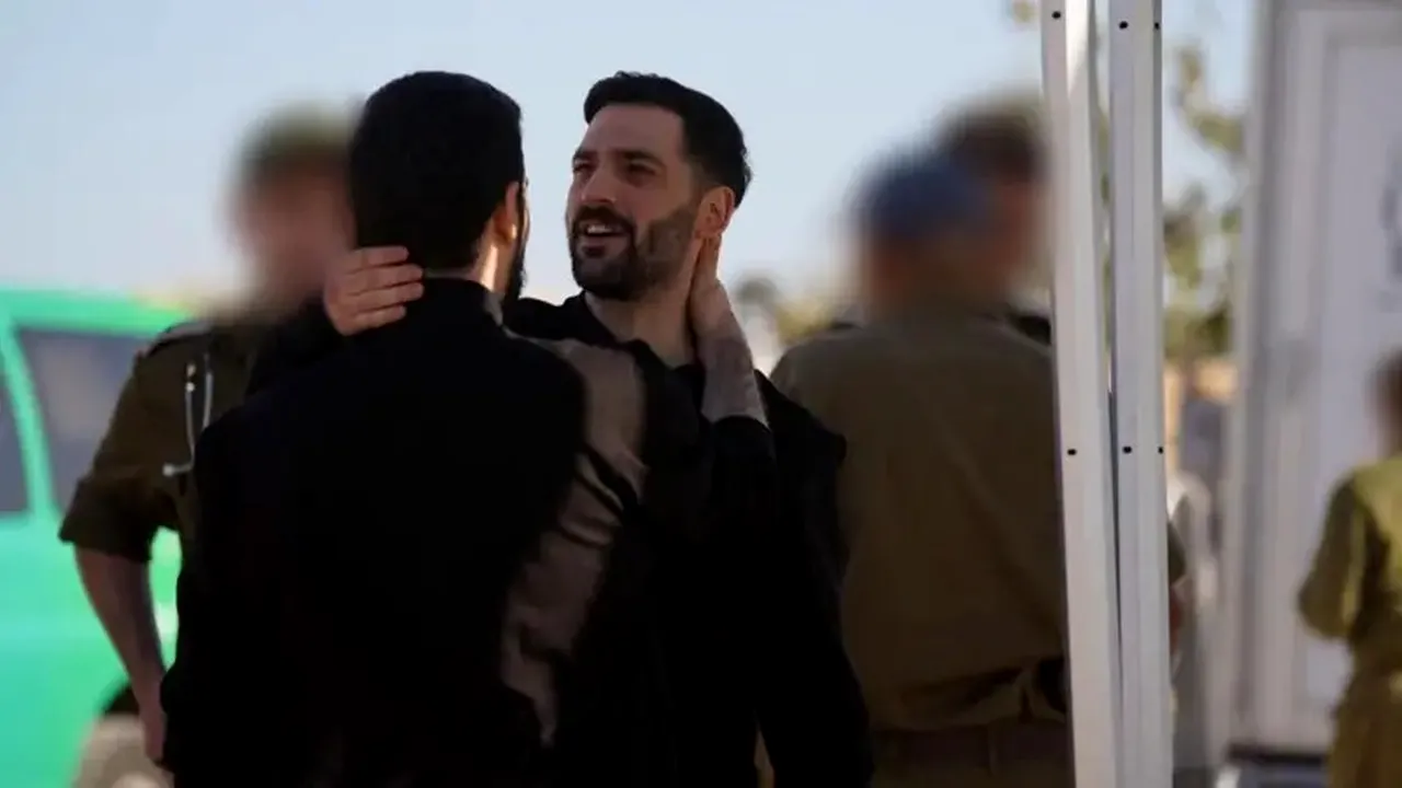 Primele imagini cu ostaticii israelieni eliberați după doi ani de captivitate în Gaza
