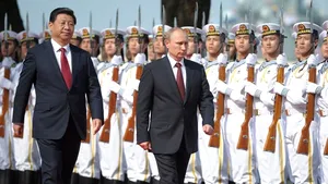 ANALIZĂ: Putin este într-o postură diferită faţă de era Stalin-Mao, când Rusia ajuta China