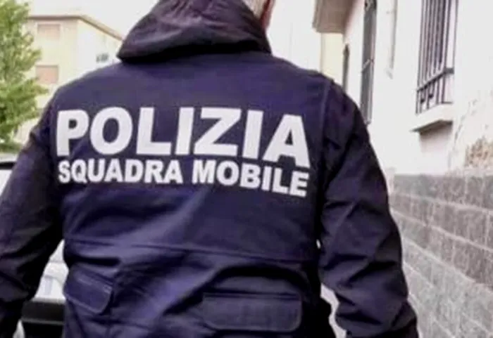 Social Un român a murit în timp ce fabrica un echipament pentru jefuirea bancomatelor. Dispozitivul a explodat
