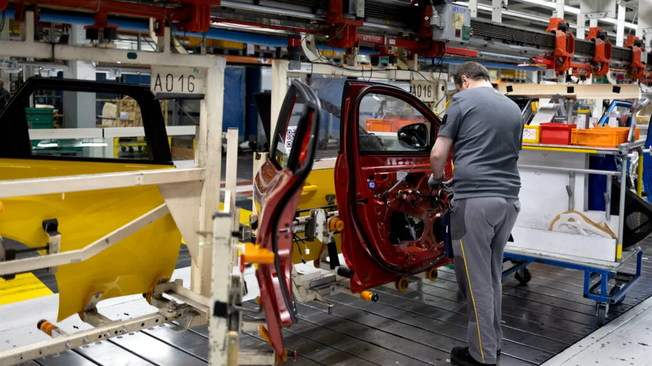 China își extinde influența asupra industriei auto europene. Oficialii UE avertizează asupra „provocării deceniului”