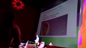 Or Levi, specialist AI, la  iCEE.fest: UPGRADE 100: 83% dintre europeni văd fake news ca o ameninţare | FOTO