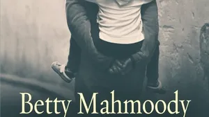 O carte pe zi: „Numai cu fiica mea” de Betty Mahmoody împreună cu William Hoffer