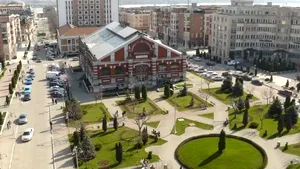 REPORTAJ Frig în casele, şcolile şi spitalele din Drobeta Turnu Severin. Autorităţile se contrazic pe tema furnizării căldurii