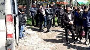 Doi bulgari, călăuze pentru 30 de migranţi, prinşi şi reţinuţi în Ilfov