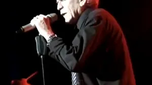 Solistul trupei Nazareth a leşinat pe scenă. Trupa şi-a anulat un concert