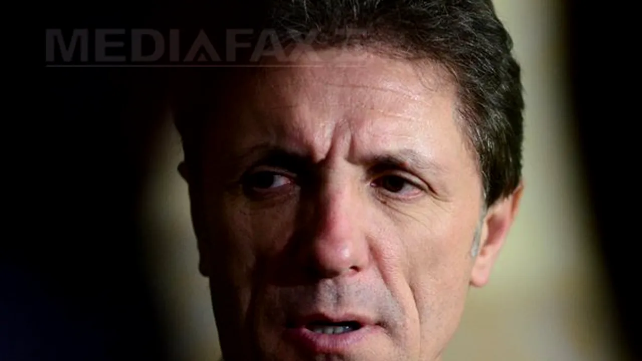 Gică Popescu a fost eliberat pentru 24 de ore. El a ajuns la Calafat, pentru a participa la înmormântarea tatălui său
