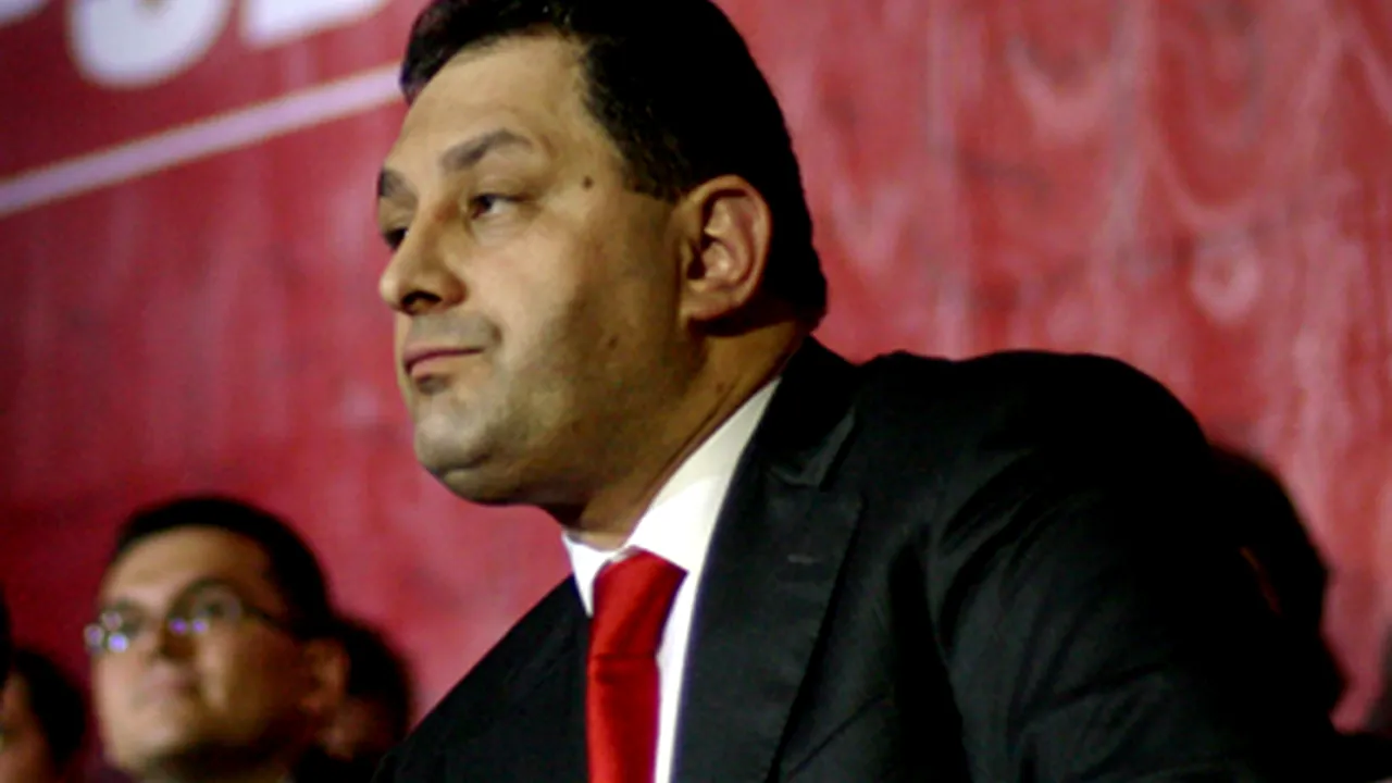 Vanghelie: E normal ca Antonescu să caute o formulă de deschidere către toate partidele