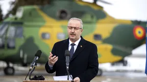 Ziua Aviaţiei Române. Dîncu: Omagiu celor opt militari pieriţi la datorie în Constanţa