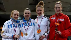 Bianca Benea, medaliată cu bronz la Campionatul European de scrimă pentru cadeţi şi juniori