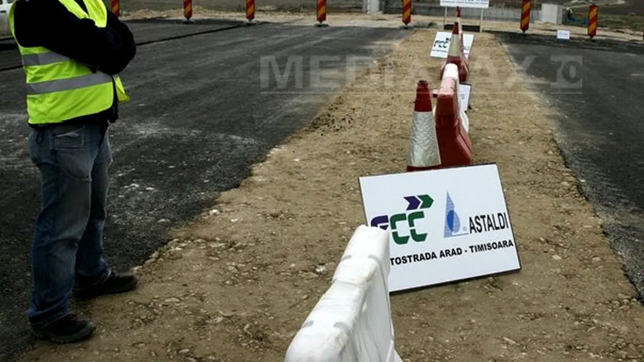 Autostrada Arad-Timişoara, deschisă în decembrie 2011, este reasfaltată pe toată lungimea